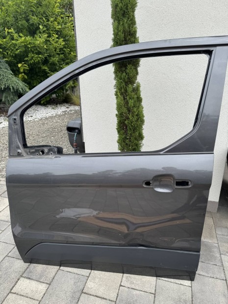 Ford Transit Connect bal első ajtó komplett 2012-2021 tourneo