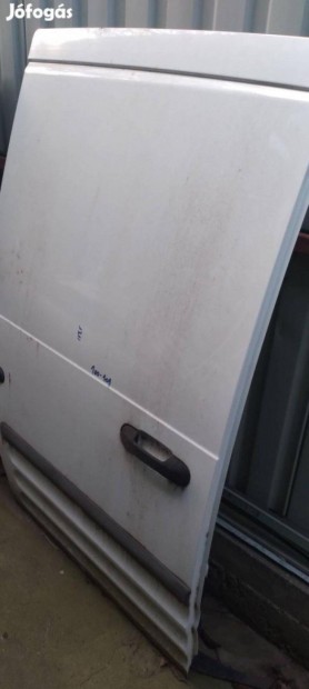 Ford Transit Connect jobboldali tolóajtó oldalajtó