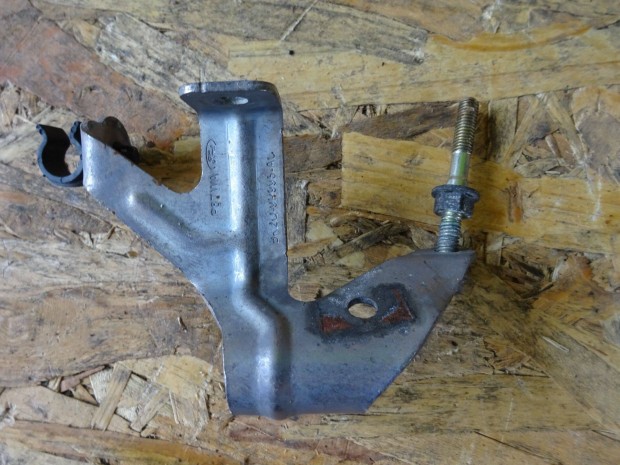 Ford Transit Custom MK7 MK8 Porlasztó visszafolyó résolajcső tartó 974