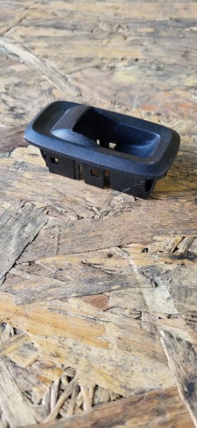 Ford Transit Custom MK8 12- Ablakemel� kapcsol� foglalat tart� 4881