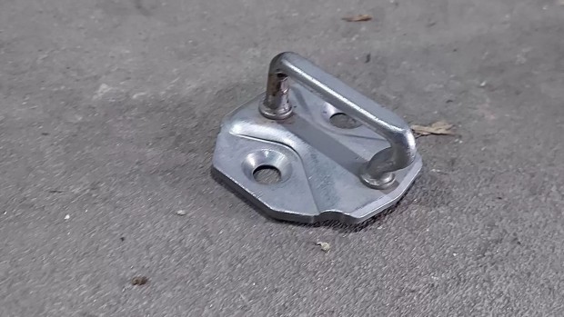 Ford Transit Custom MK8 12- Els� ajt� z�rszerkezet ellendarab 9957