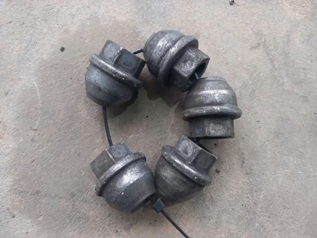 Ford Transit Custom MK8 12- Ker�kanya t�csavar ker�kcsavar csavar 9747