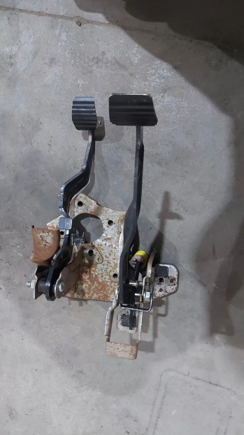 Ford Transit Custom MK8 12- Kuplungped�l f�kped�l ped�lsor ped�l 9908