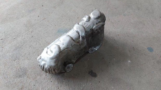 Ford Transit Custom MK8 16- Kipufog�csonk h�v�d� lemez bor�t�s 6737