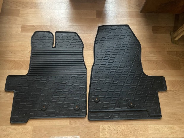 Ford Transit Custom gumisz�nyeg els� 
