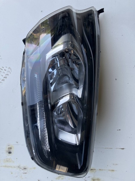 Ford Transit Custom jobb első Lampa