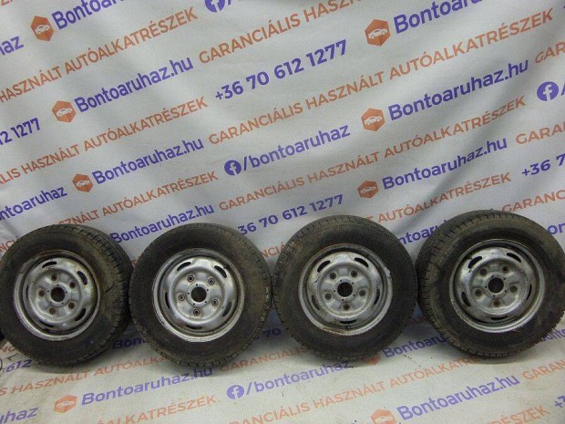 Ford Transit Eladó gyári, 5 X 160-as 15 col lemezfelni gumikkal