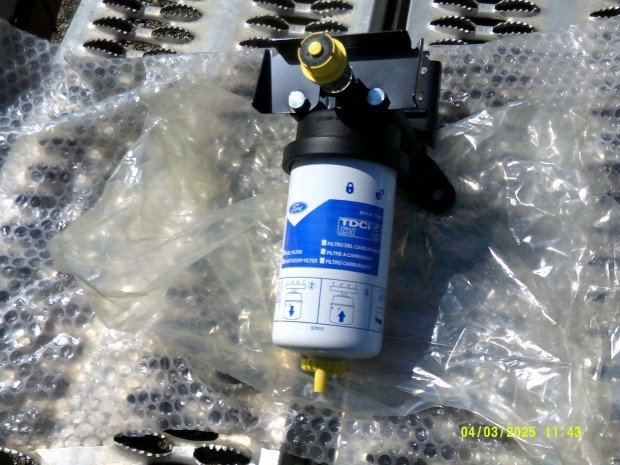 Ford Transit Tdci komplett gázolajszürö, 4630200