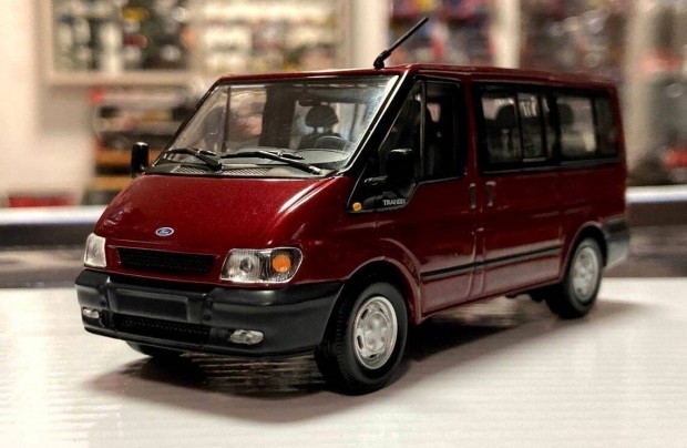 Ford Transit Tourneo 2001 1:43 1/43 Minichamps Dealer Edition