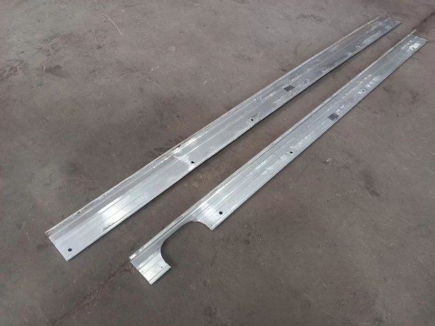 Ford Transit Tranzit 00- Tol�ajt� bels� fell�p� �l�ssor �lv�d� 1956