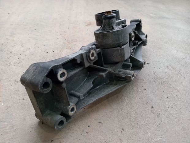 Ford Transit Tranzit 06- 2.4 Kompresszor pumpa gener�tor tart� 6733