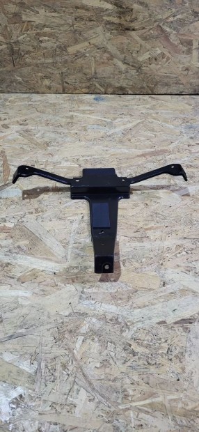 Ford Transit Tranzit 06- Akkumul�tor r�gz�t� lefogat� p�nt konzol 5307