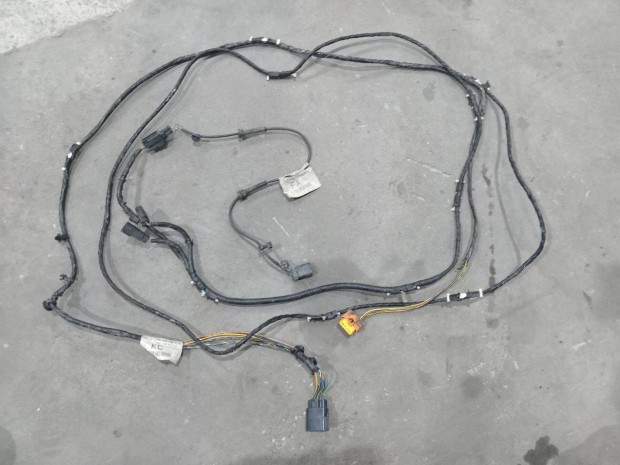 Ford Transit Tranzit 06- Kaszni alatt als kbelkteg csatlakoz 6858