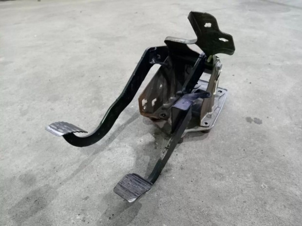 Ford Transit Tranzit 06- Kuplungped�l f�kped�l ped�lsor ped�l 6923