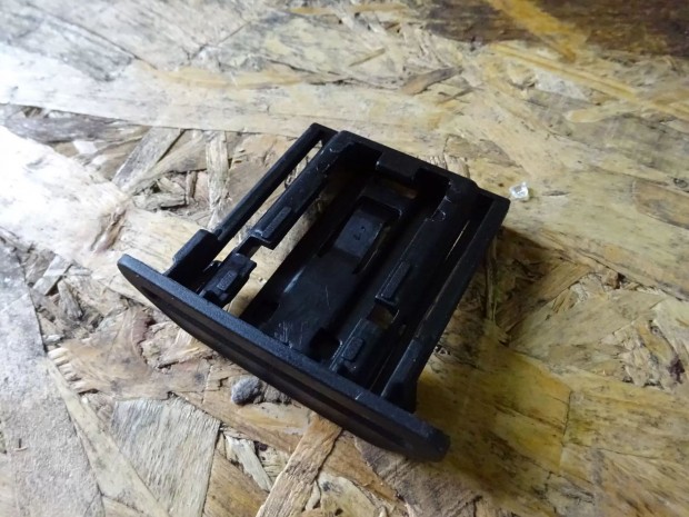 Ford Transit Tranzit Custom MK8 12 K�z�ps� r�di�keret k�rtyatart� 0908