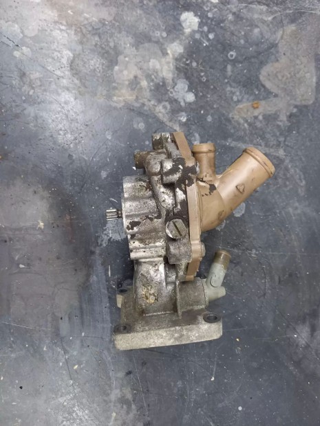 Ford Transit Tranzit MK6 00- 2.0 V�zpumpa v�zszivatty� v�z pumpa 8917