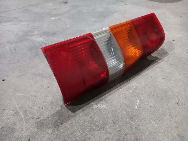 Ford Transit Tranzit MK6 00- H�ts� l�mpab�ra foglalat csatlakoz� 0770