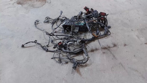 Ford Transit Tranzit MK6 00- Motort�r biztos�t�kt�bla k�belk�teg 6538