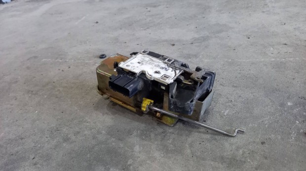 Ford Transit Tranzit MK6 MK7 00- Ajtó zárszerkezet zár szerkezet 6195