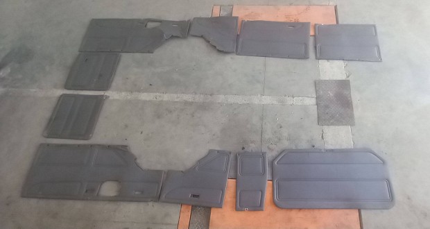 Ford Transit Tranzit MK6 MK7 00- Hátsó oldalkárpit kárpit borítás 1978