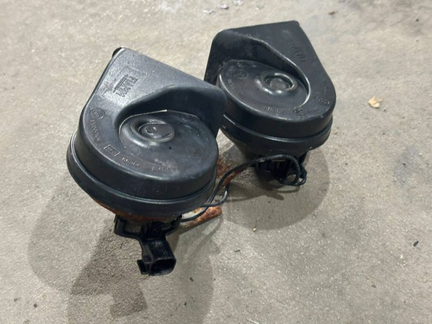 Ford Transit Tranzit MK6 MK7 00- Motortér harsona kűrt kürt duda 8491
