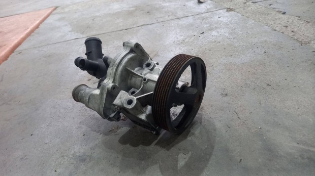 Ford Transit Tranzit MK6 MK7 2.4 Vízpumpa vízszivattyú víz pumpa 8777