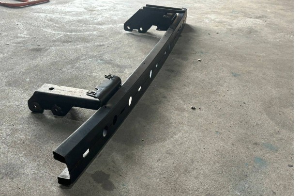 Ford Transit Tranzit MK6 MK7 Hátsó lökhárító merevítő tartó lemez 8479