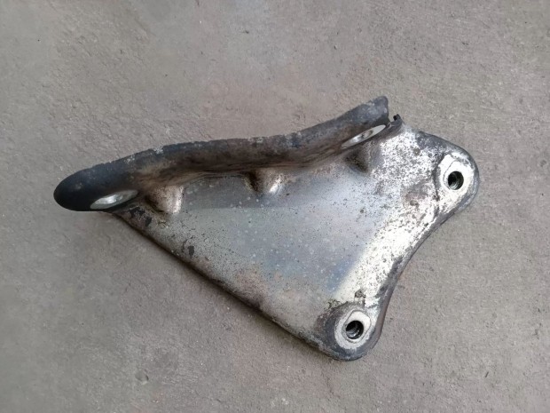 Ford Transit Tranzit MK7 06 Kipufog� kataliz�tor tart� f�m konzol 5934