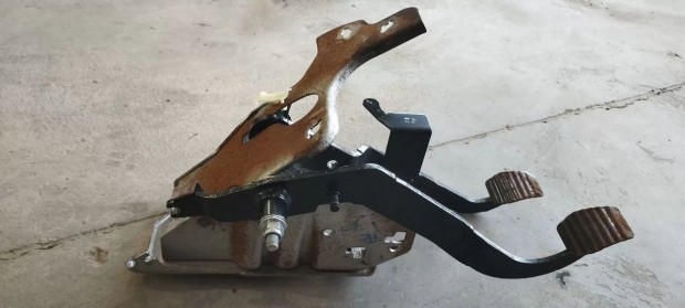 Ford Transit Tranzit MK7 06 Kuplungped�l f�kped�l ped�lsor ped�l 6048