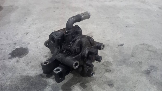 Ford Transit Tranzit MK7 06 Szervszivatty szervpumpa szivatty 6171