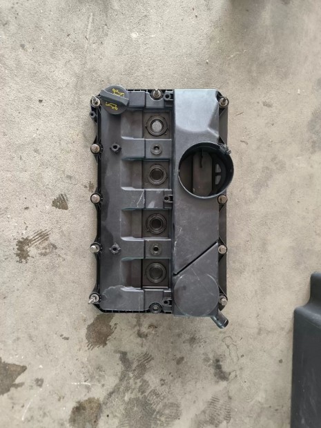 Ford Transit Tranzit MK7 06- 2.2 Hengerfej m�anyag szelepfed�l 3826