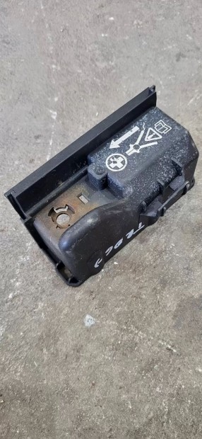 Ford Transit Tranzit MK7 06- Bik�z�si pont m�anyag burkolat tet� 3373