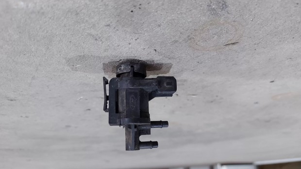 Ford Transit Tranzit MK7 06- EGR m�gnes szelep v�kumszelep v�kuum 0814