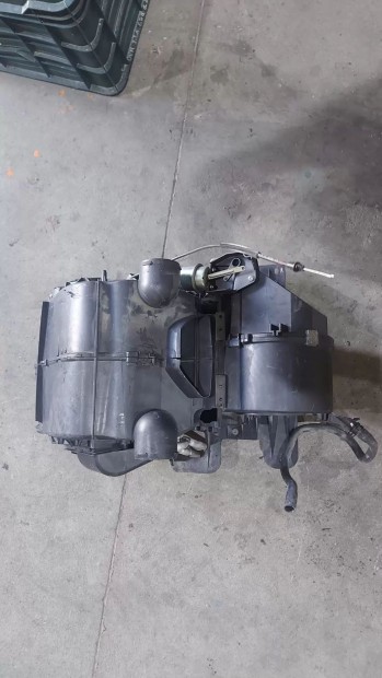 Ford Transit Tranzit MK7 06- F�t�sbox f�t�radi�tor radi�tor h�z 0243