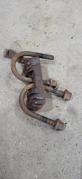 Ford Transit Tranzit MK7 06- H�ts� laprug� lap cupp�nt csavar 3339