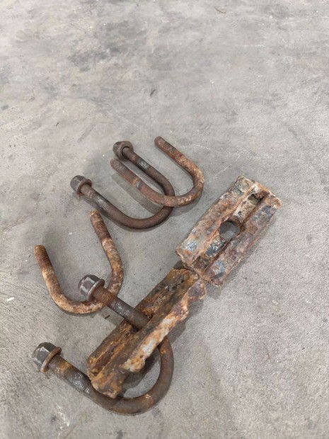 Ford Transit Tranzit MK7 06- H�ts� laprug� lap cupp�nt csavar 4514