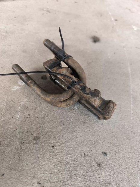 Ford Transit Tranzit MK7 06- H�ts� laprug� lap cupp�nt csavar 4920