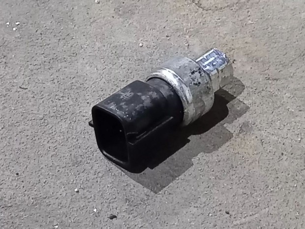 Ford Transit Tranzit MK7 06- Kl�ma nyom�skapcsol� szelep szenzor 2556