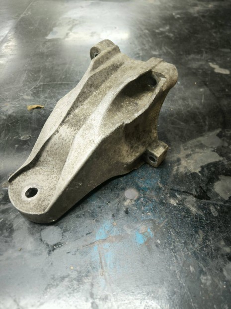 Ford Transit Tranzit MK7 06- Motor motortartó bak gumibak konzol 4797