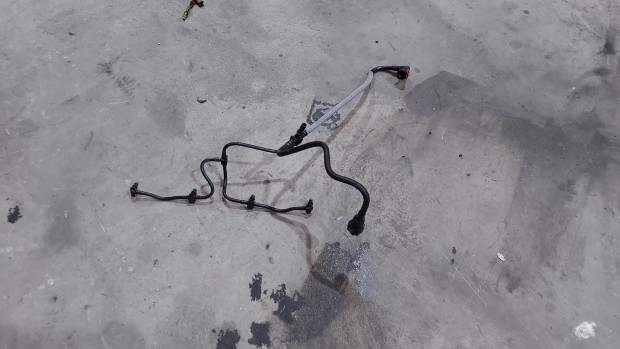 Ford Transit Tranzit MK7 06- Porlaszt�hoz visszafoly� r�solajcs� 6935