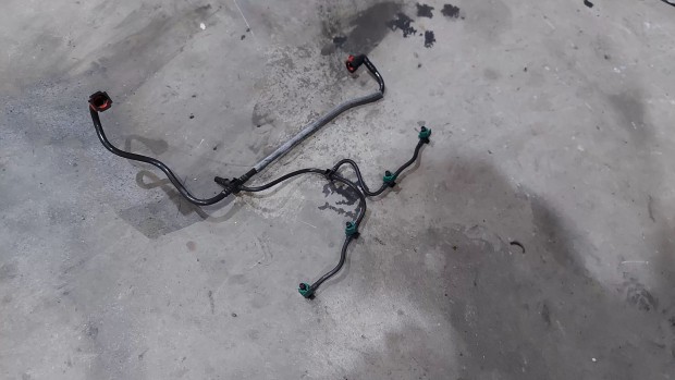 Ford Transit Tranzit MK7 06- Porlaszt�hoz visszafoly� r�solajcs� 6936