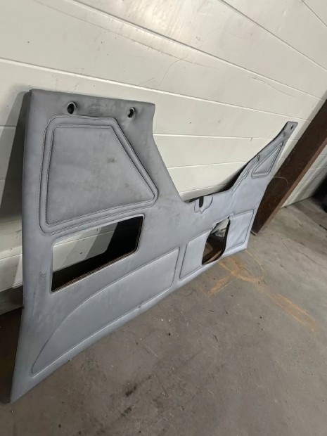 Ford Transit Tranzit MK7 06- Rakt�r oldals� jobb h�ts� ajt�k�rpit 8434