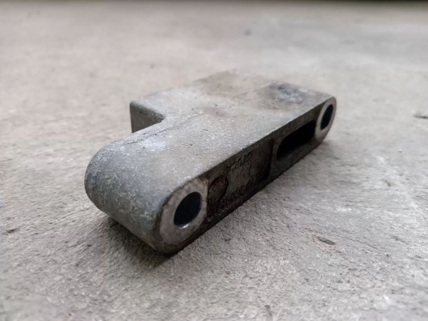 Ford Transit Tranzit MK7 06- Szerv� szerv�pumpa tart� konzol bak 5559