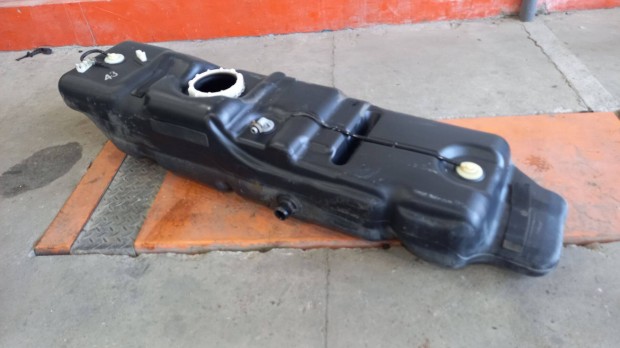Ford Transit Tranzit MK7 06- zemanyagtartly tank zemanyagtank 5940