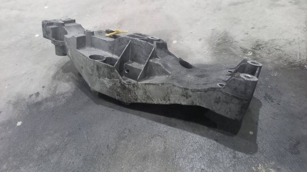 Ford Transit Tranzit MK7 Kompresszor szivattyú generátor tartó 8838