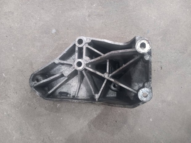 Ford Transit Tranzit MK7 MK8 Generátor tartó rögzítő konzol bak 0919