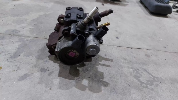 Ford Transit Tranzit MK8 14- Nagynyom�s� adagol� szivatty� pumpa 8412