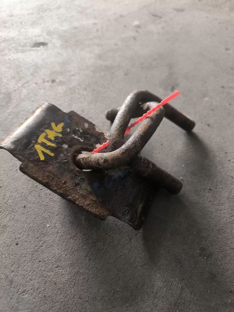 Ford Transit Tranzit Mk6 00- Laprug� lap cupp�nt csavar t�ny�r 3894