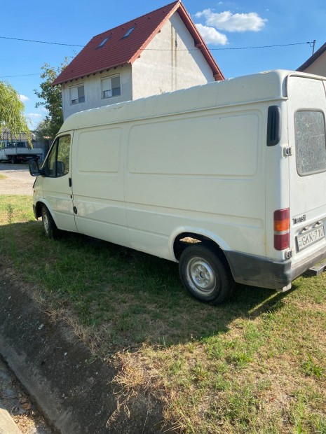 Ford Transit , dobozos