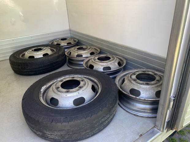 Ford Transit felnik gumival